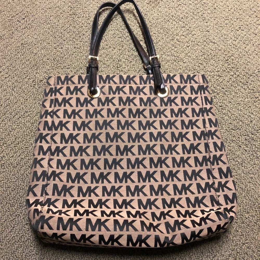 Fantastic Michael Kors canvas tote bag